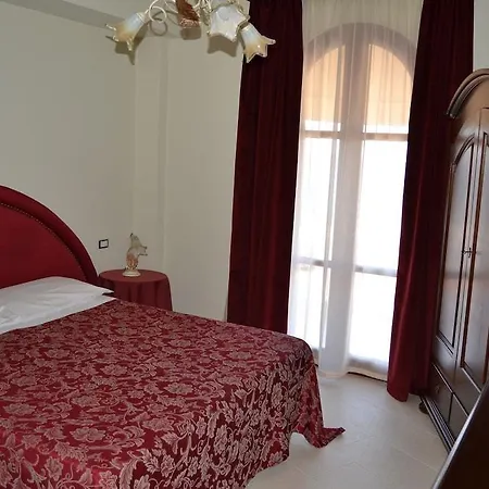 Hotel Porto Azzurro Giardini Naxos